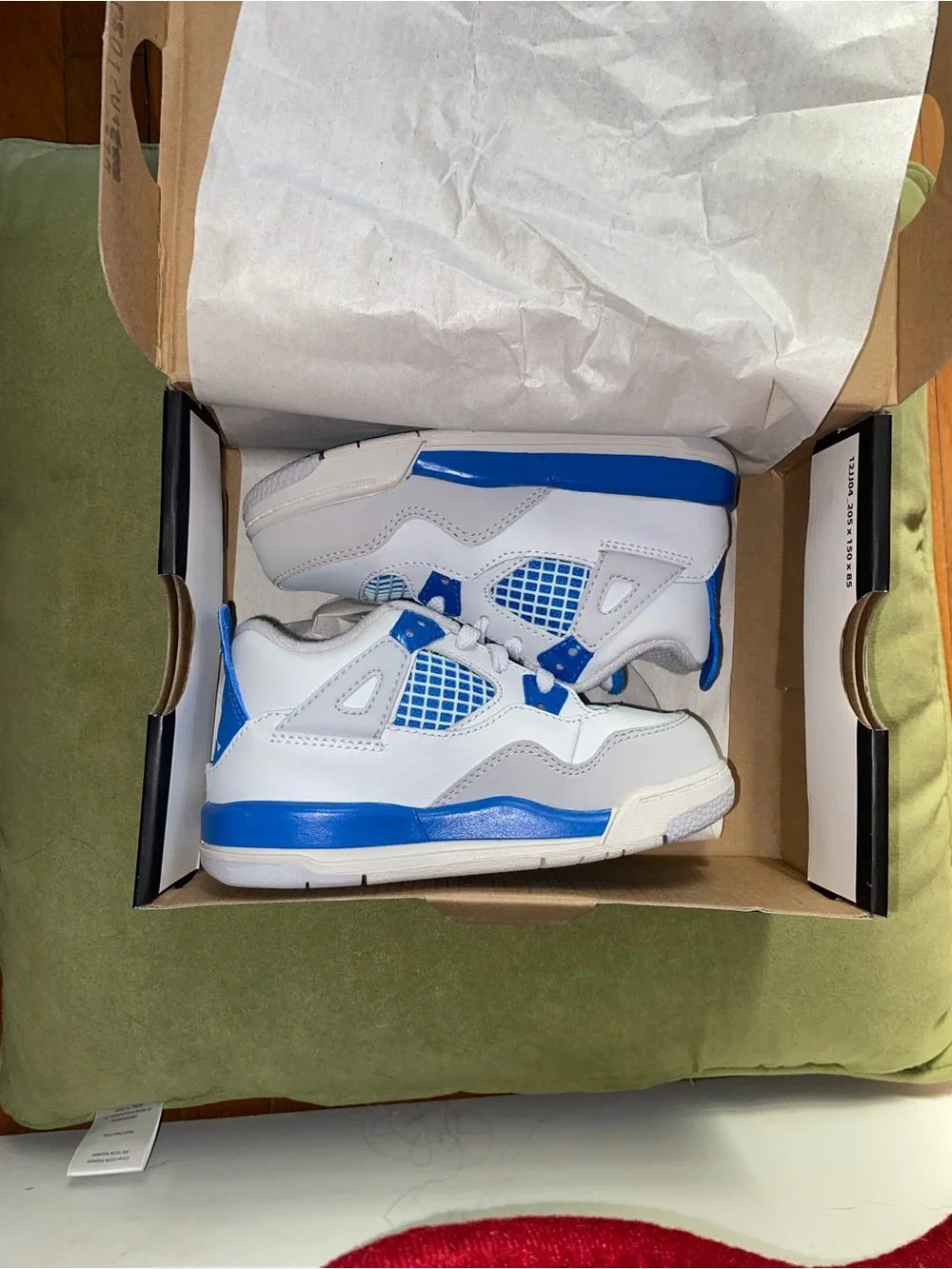 Jordan 4 military blue